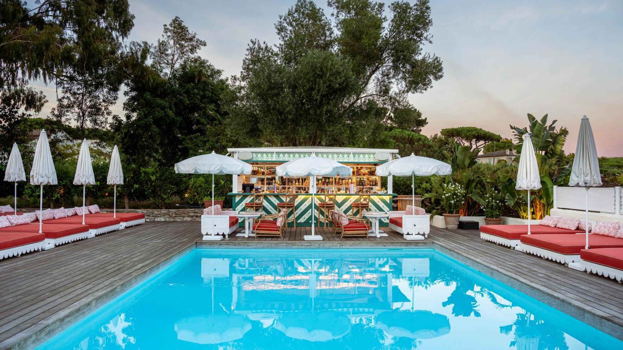 Hotel La Tartane 쎙뜨호뻬 외부 사진